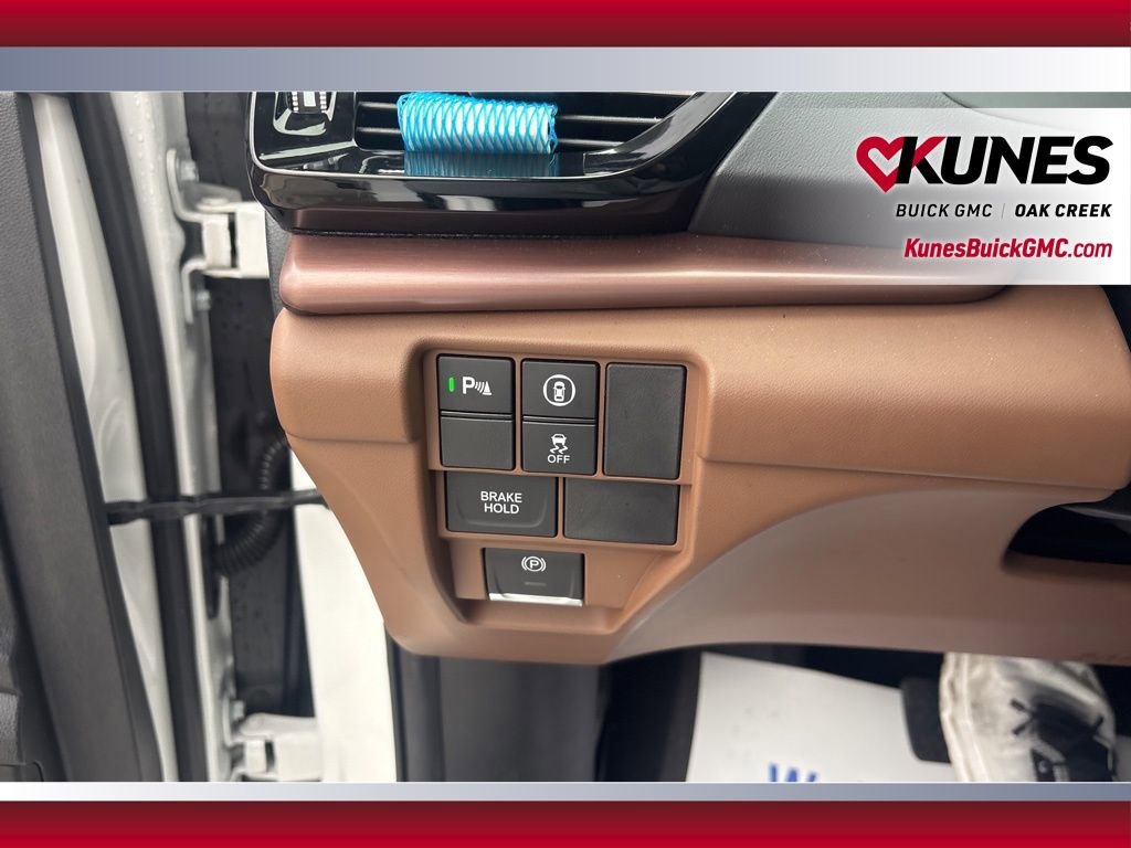 Used 2025 Acura RDX w/ Technology Package image 18