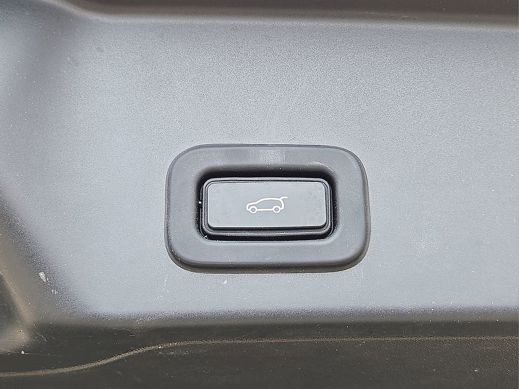 Used 2022 Land Rover Range Rover Evoque R-Dynamic S image 12