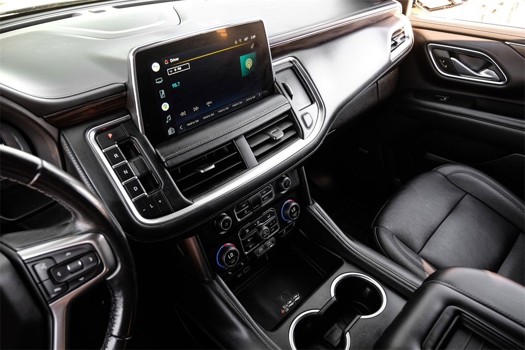 Used 2022 Chevrolet Suburban LT image 22