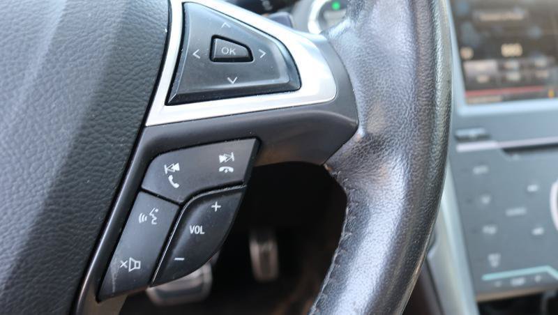 Used 2014 Ford Fusion Titanium FWD image 10