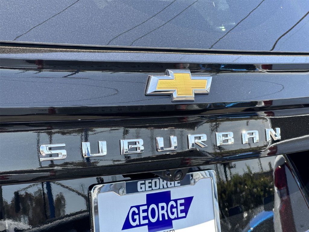 New 2026 Chevrolet Suburban LS RWD image 29