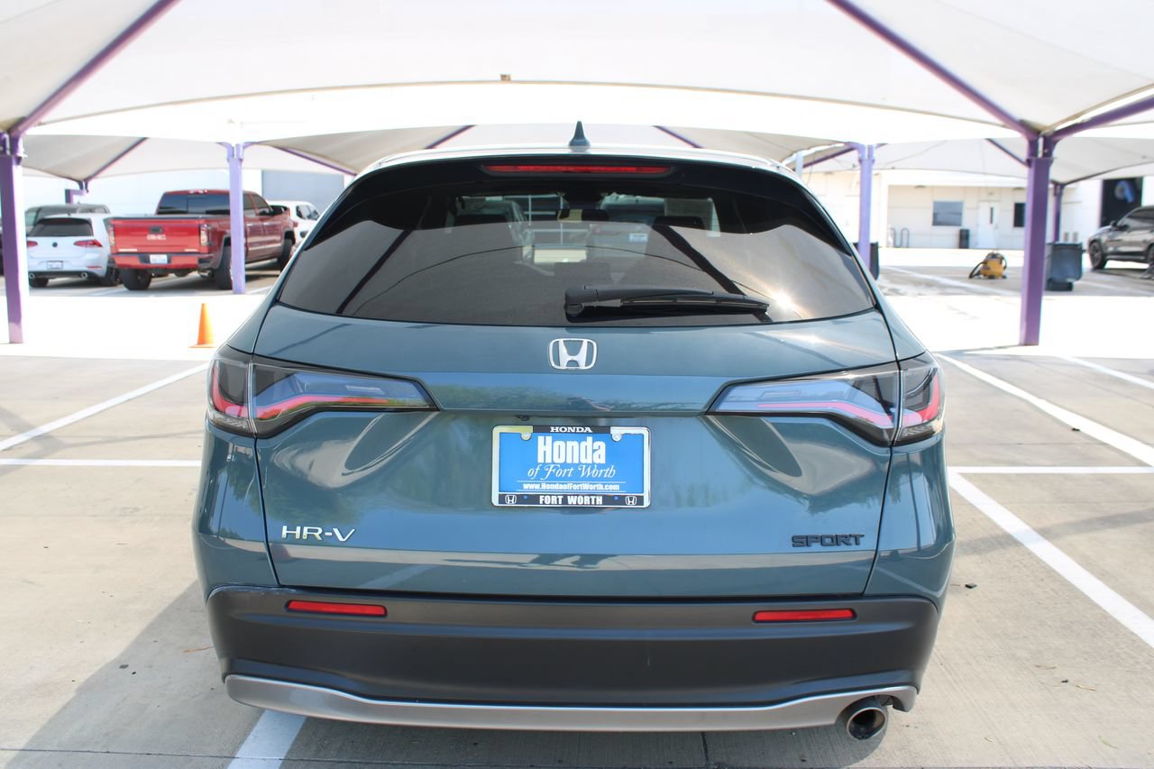 Used 2025 Honda HR-V Sport image 4