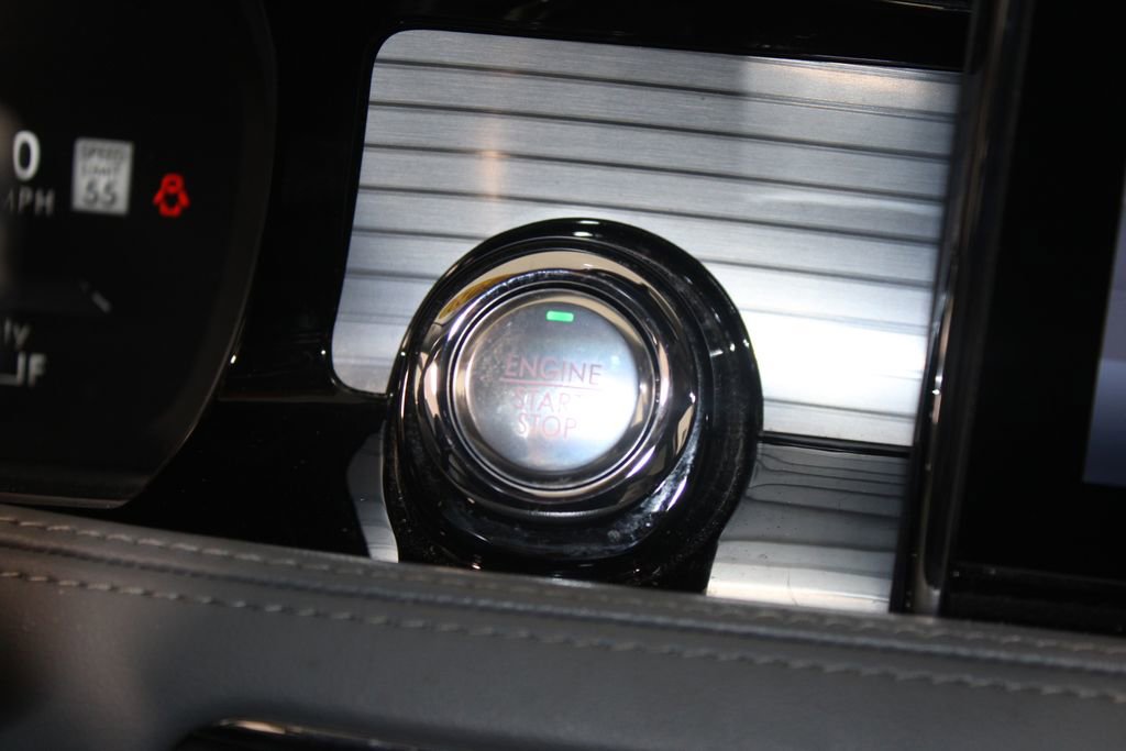 Used 2022 Lincoln Corsair Reserve w/ Equipment Group 201A image 44