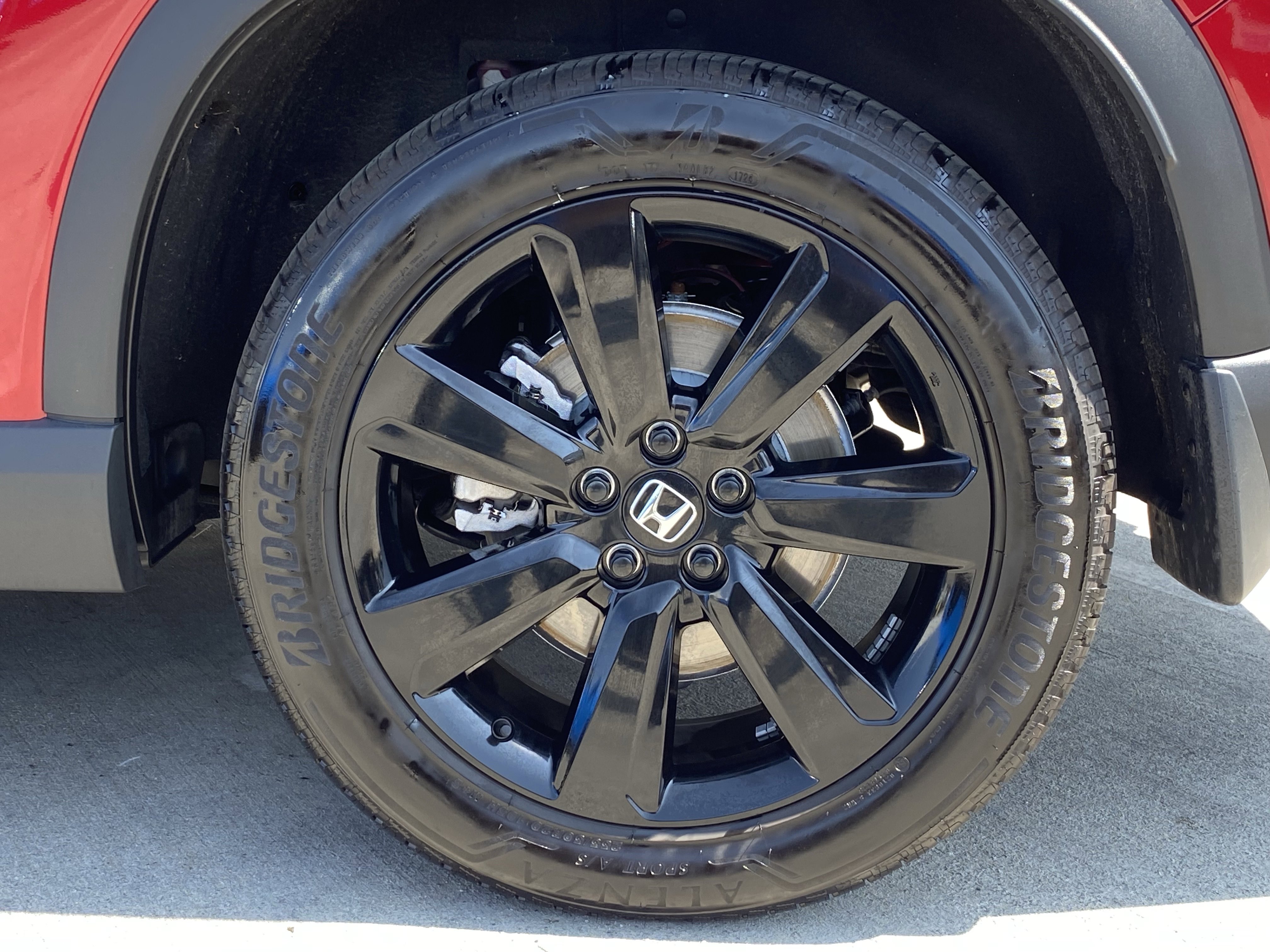 Used 2025 Honda Pilot Black Edition image 7