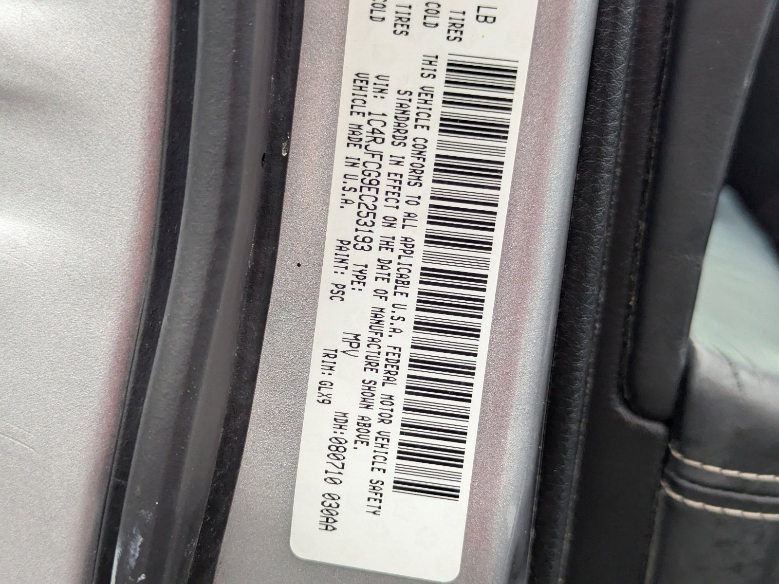 Used 2014 Jeep Grand Cherokee Overland image 29