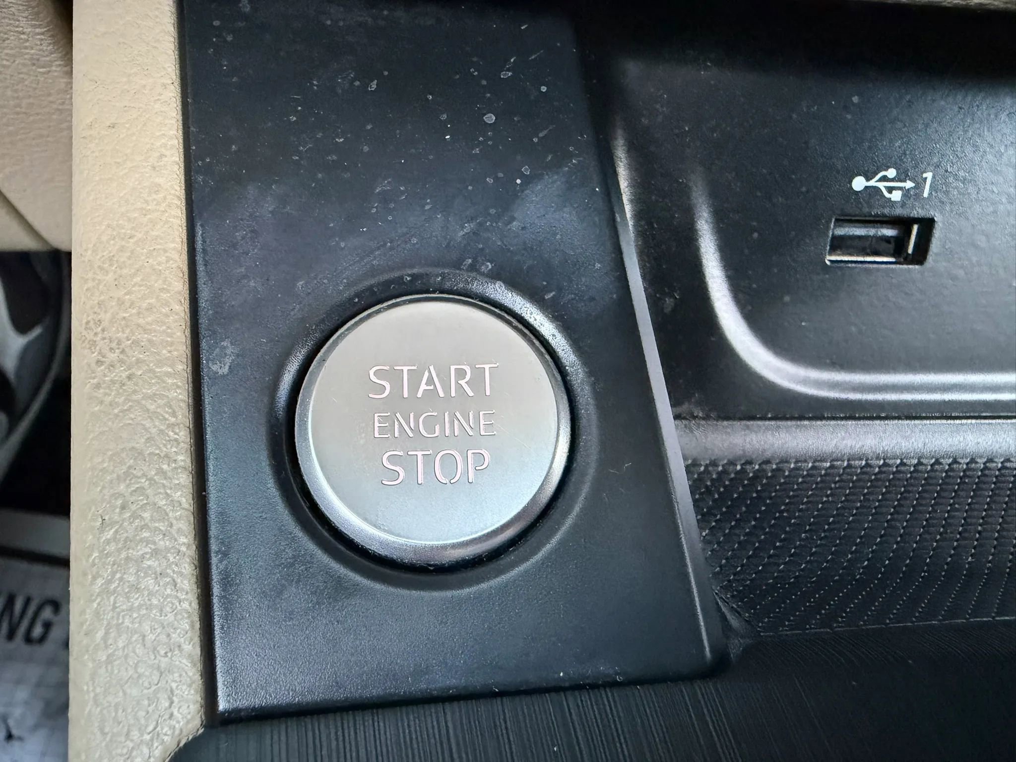 Used 2018 Audi A4 2.0T Ultra Premium w/ Convenience Package FWD image 39