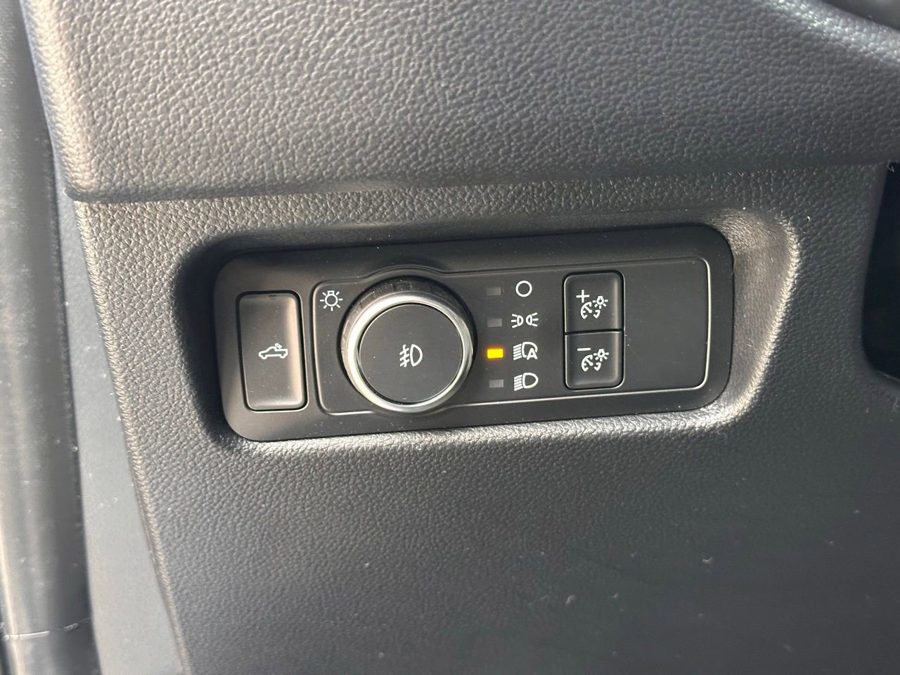 Used 2024 Ford Ranger XLT w/ Equipment Group 301A High image 21