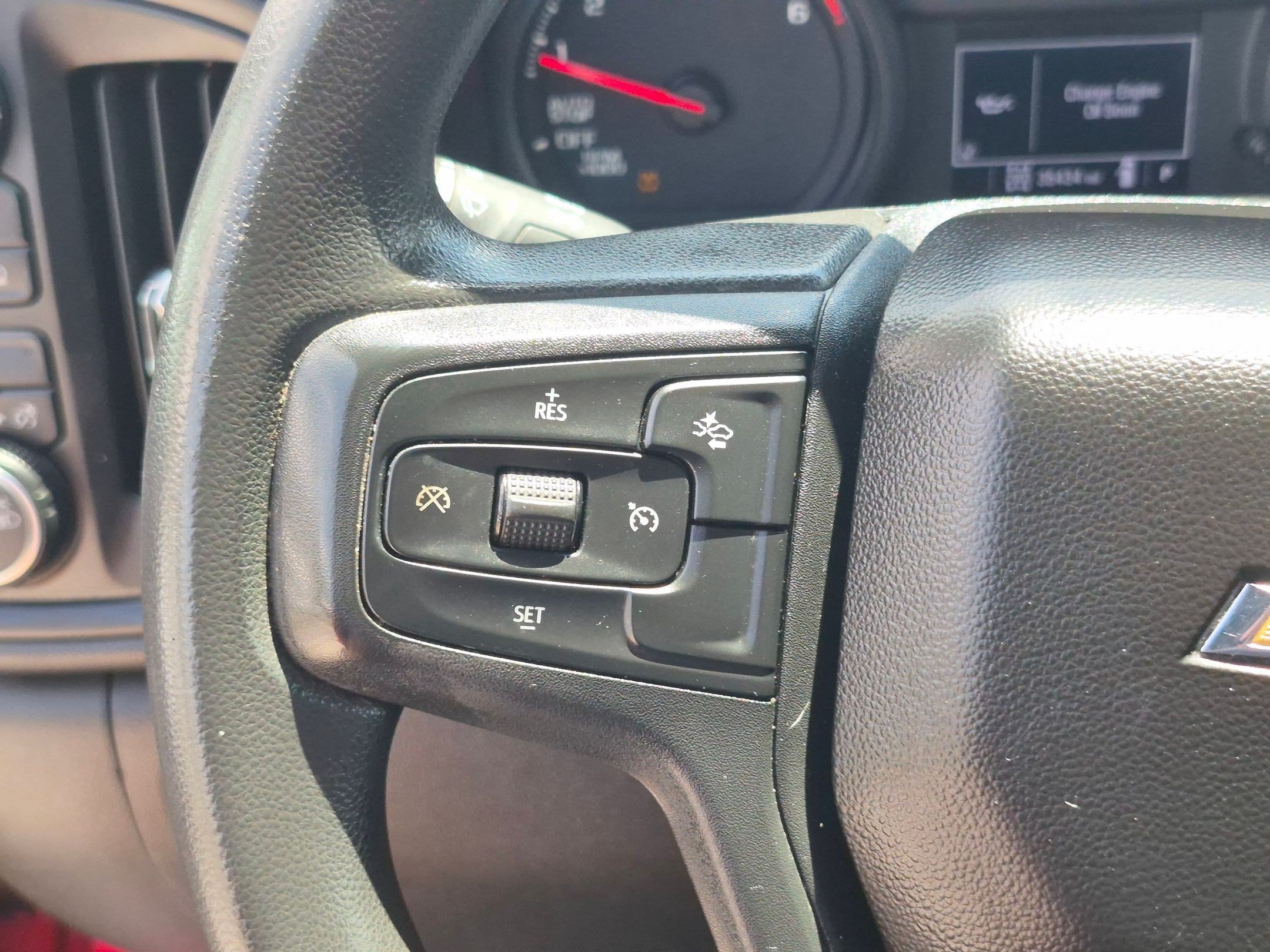 Used 2022 Chevrolet Silverado 1500 Custom AWD/4WD image 19