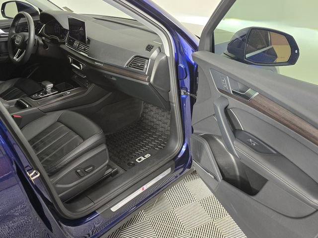 Used 2022 Audi Q5 2.0T Premium Plus w/ Premium Plus Package image 12