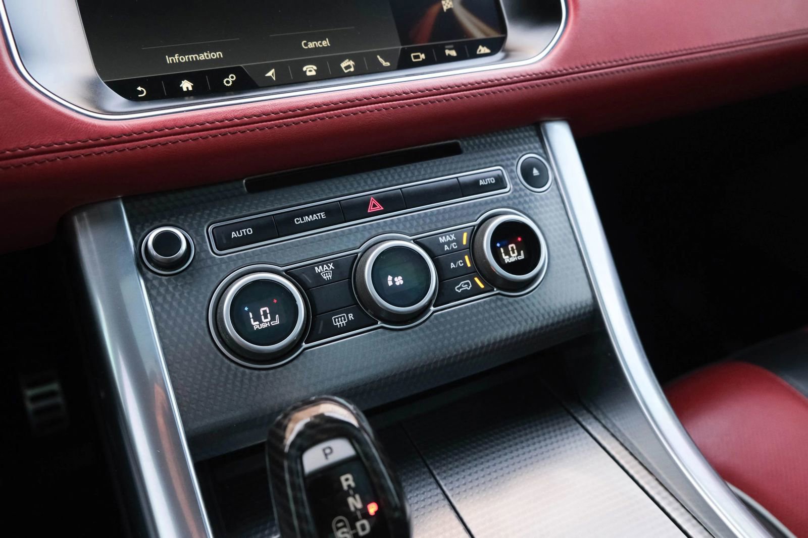 Used 2017 Land Rover Range Rover Sport SVR image 45