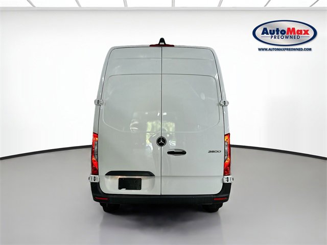 Used 2025 Mercedes-Benz Sprinter 2500 image 8
