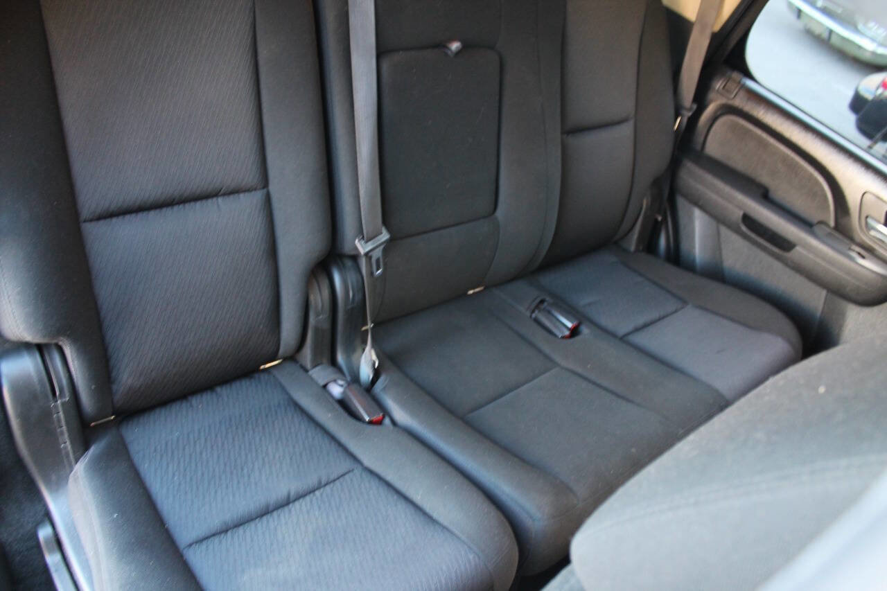 Used 2010 Chevrolet Tahoe LS image 25