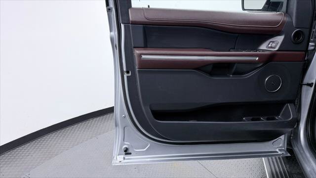 Used 2023 Ford Expedition Max Limited AWD/4WD image 12