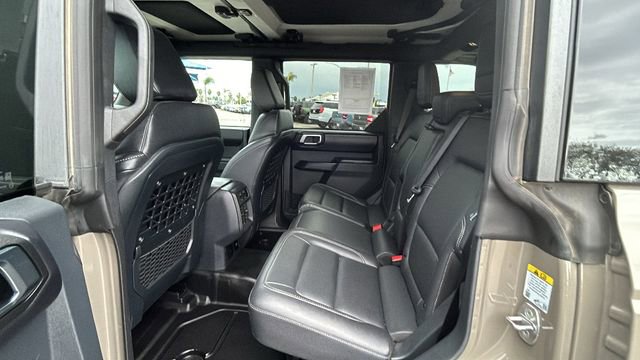 Used 2025 Ford Bronco Badlands image 15