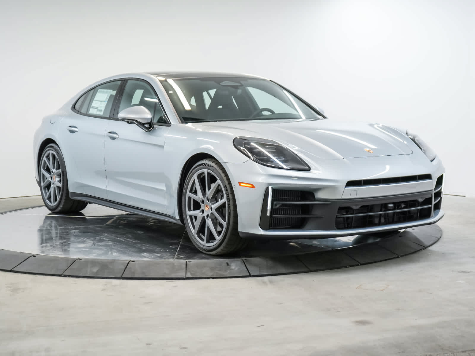 New 2026 Porsche Panamera RWD image 7