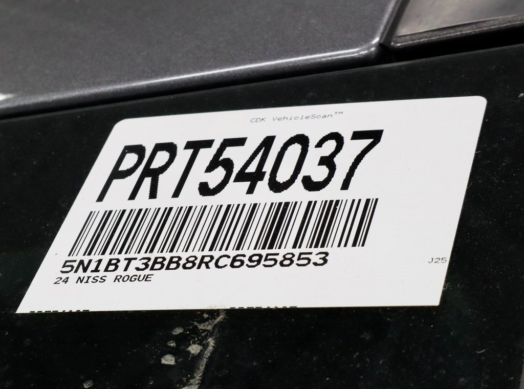 Certified 2024 Nissan Rogue SV image 35