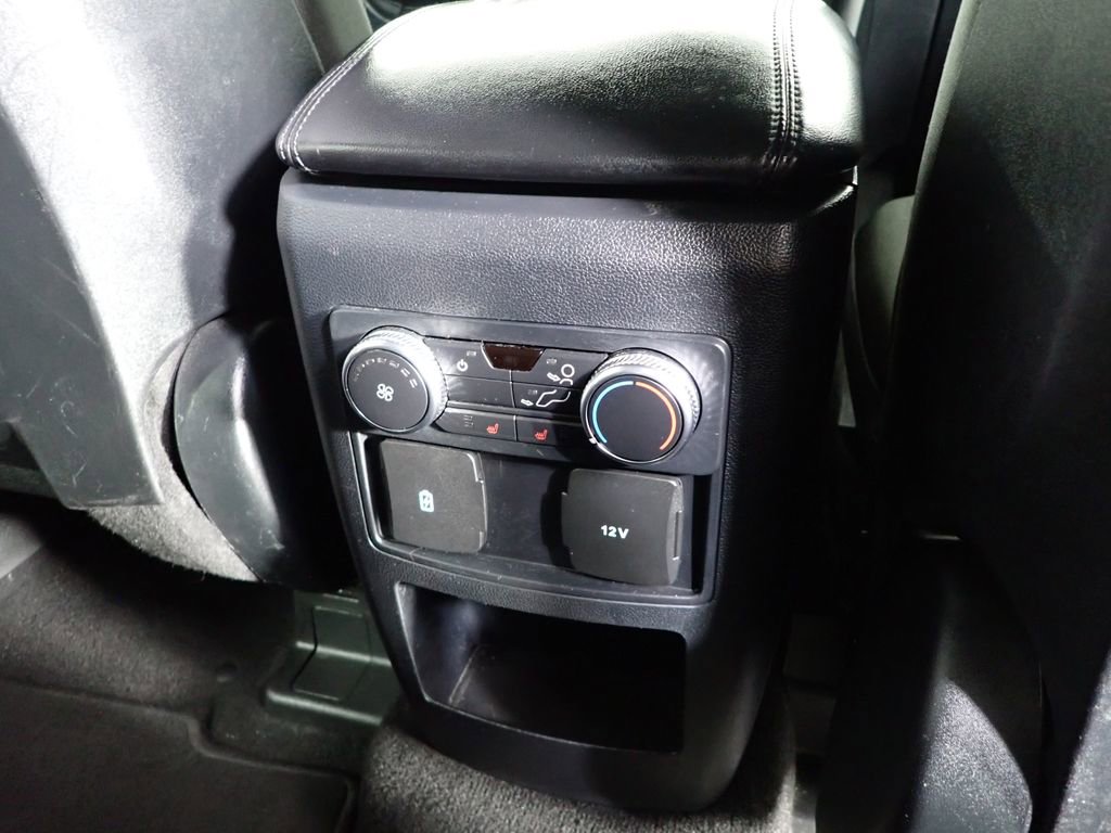 Used 2020 Ford Explorer XLT w/ Comfort Package image 27
