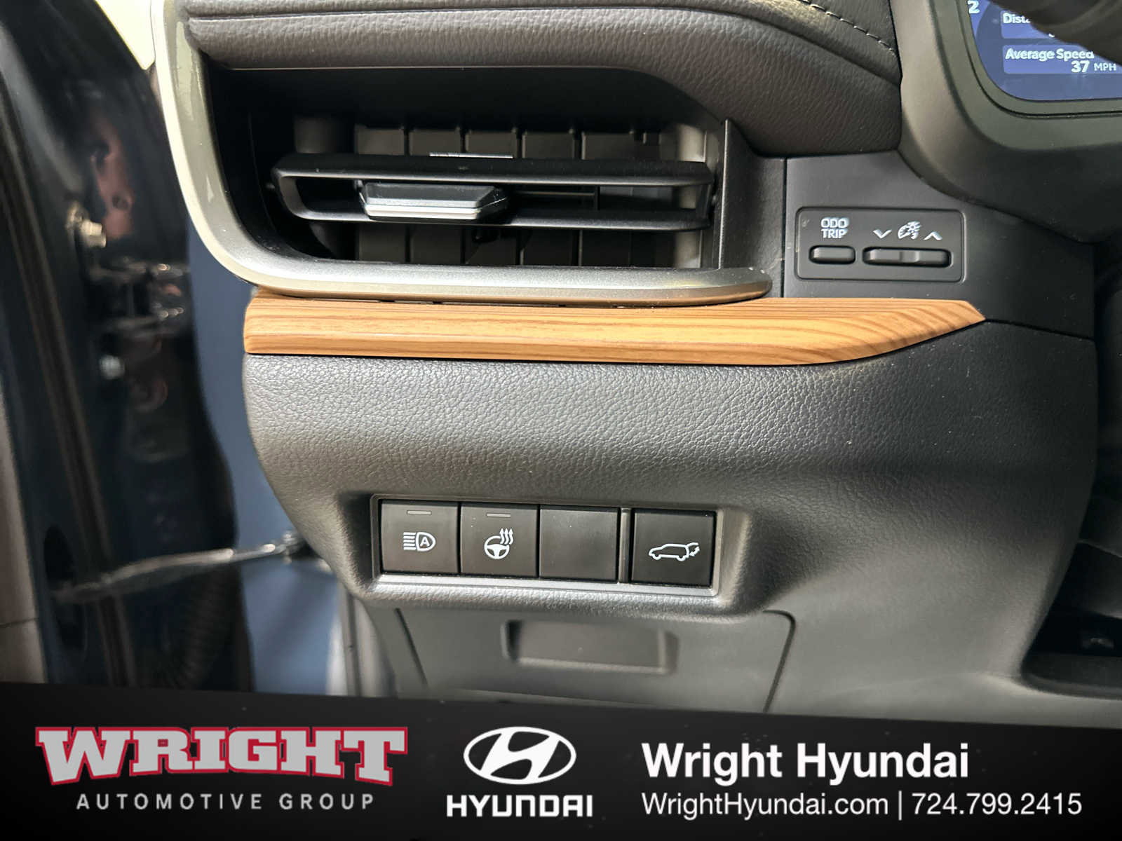 Used 2024 Toyota Grand Highlander Limited image 25