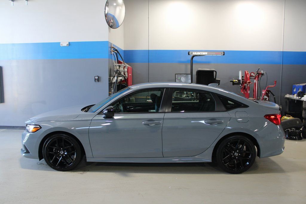 Used 2024 Honda Civic Sport image 17