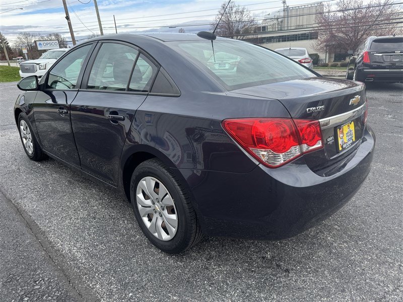 Used 2015 Chevrolet Cruze LS FWD image 6