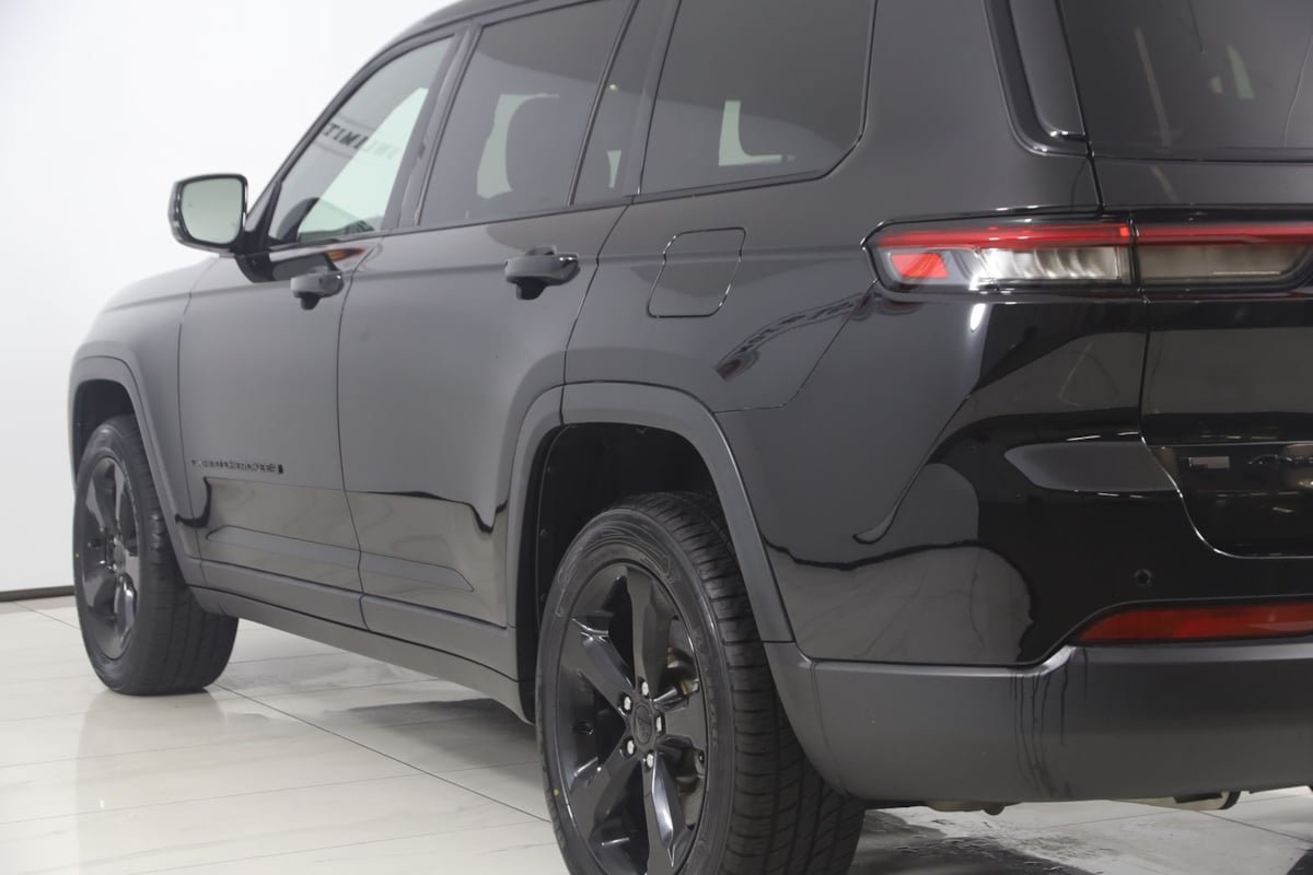 Used 2021 Jeep Grand Cherokee L Laredo AWD/4WD image 22