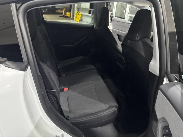 Used 2026 Tesla Model Y Long Range AWD/4WD image 20