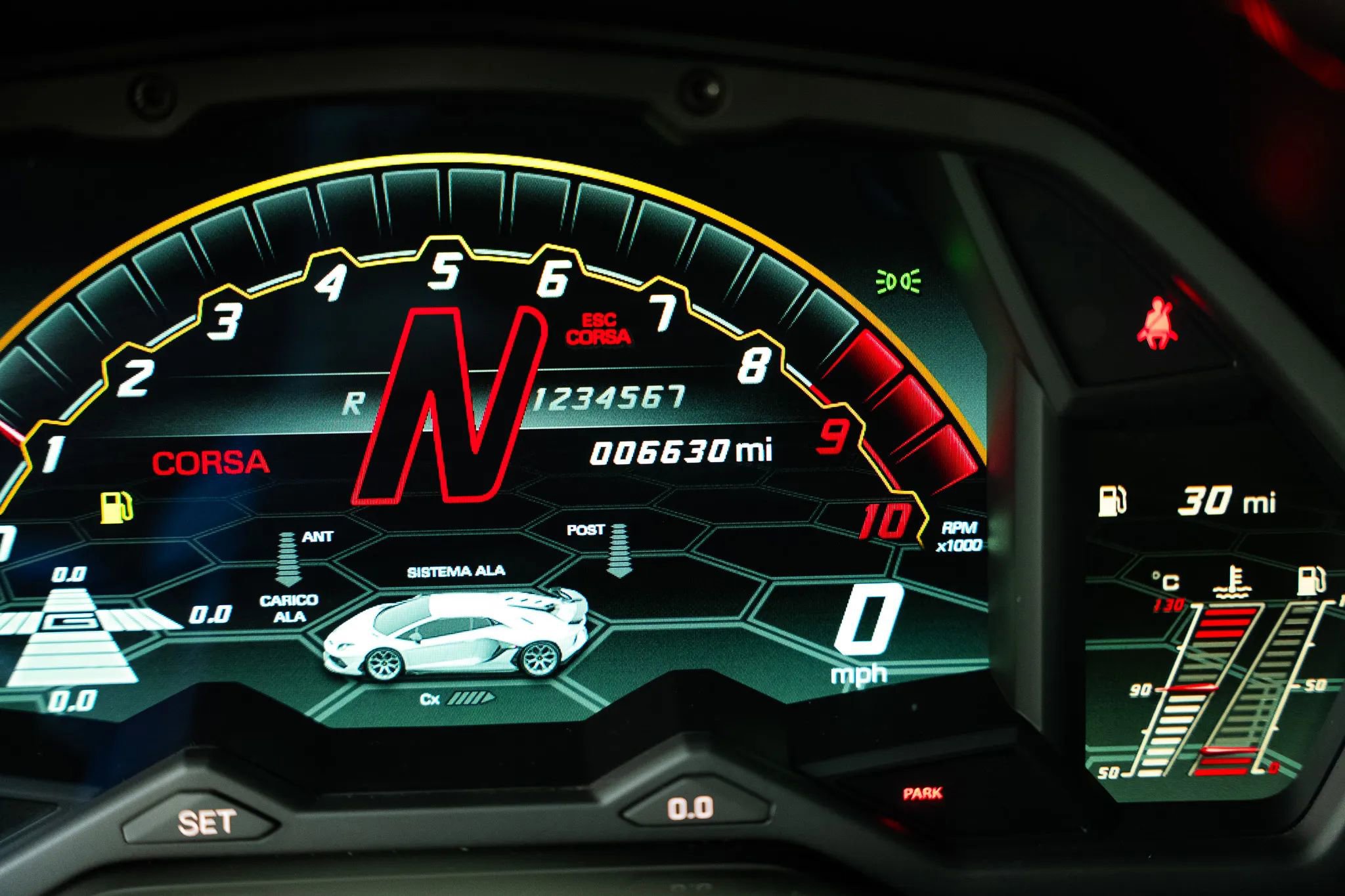 Used 2019 Lamborghini Aventador SVJ AWD/4WD image 47