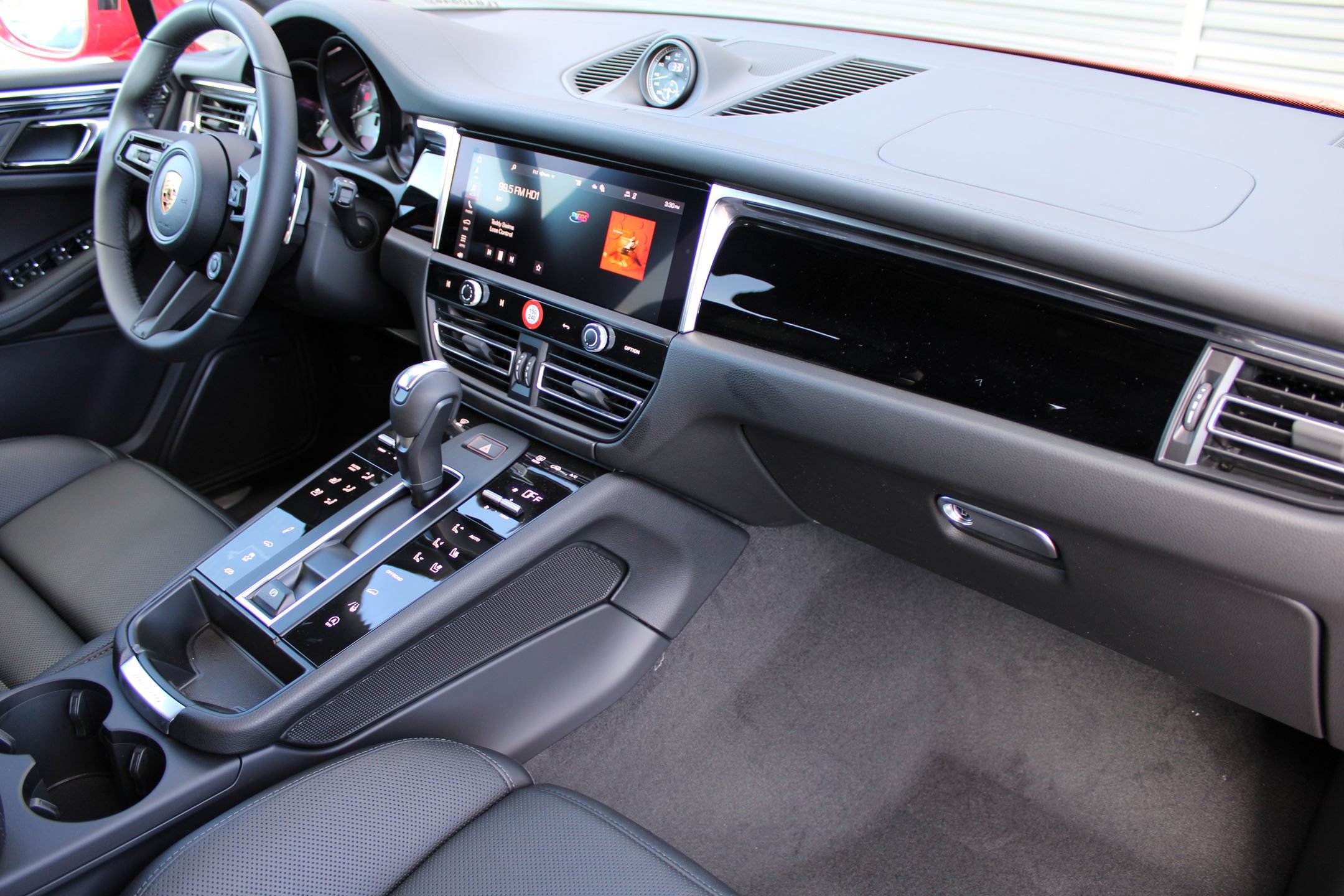 New 2026 Porsche Macan S AWD/4WD image 26
