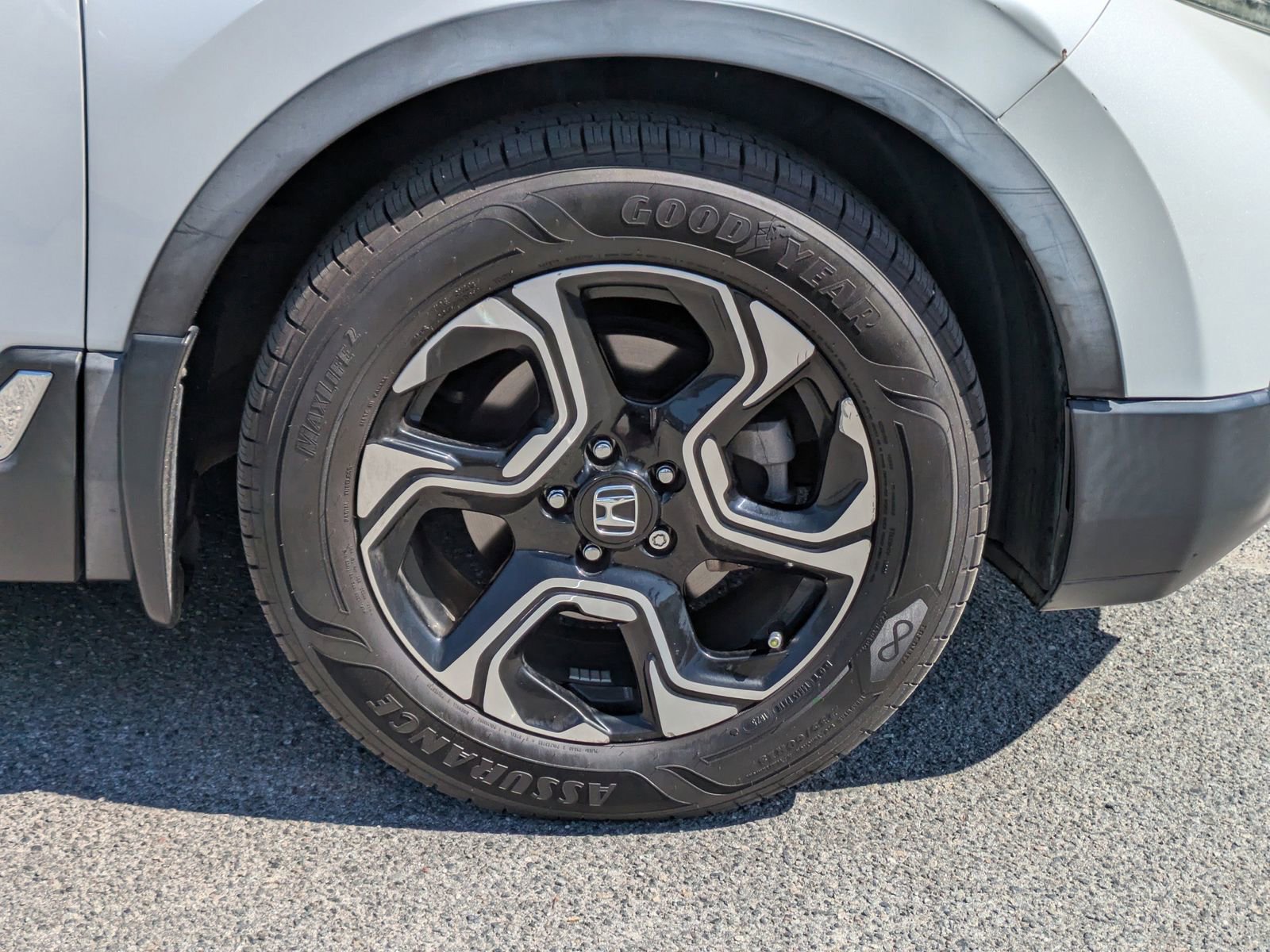 Used 2019 Honda CR-V Touring image 6