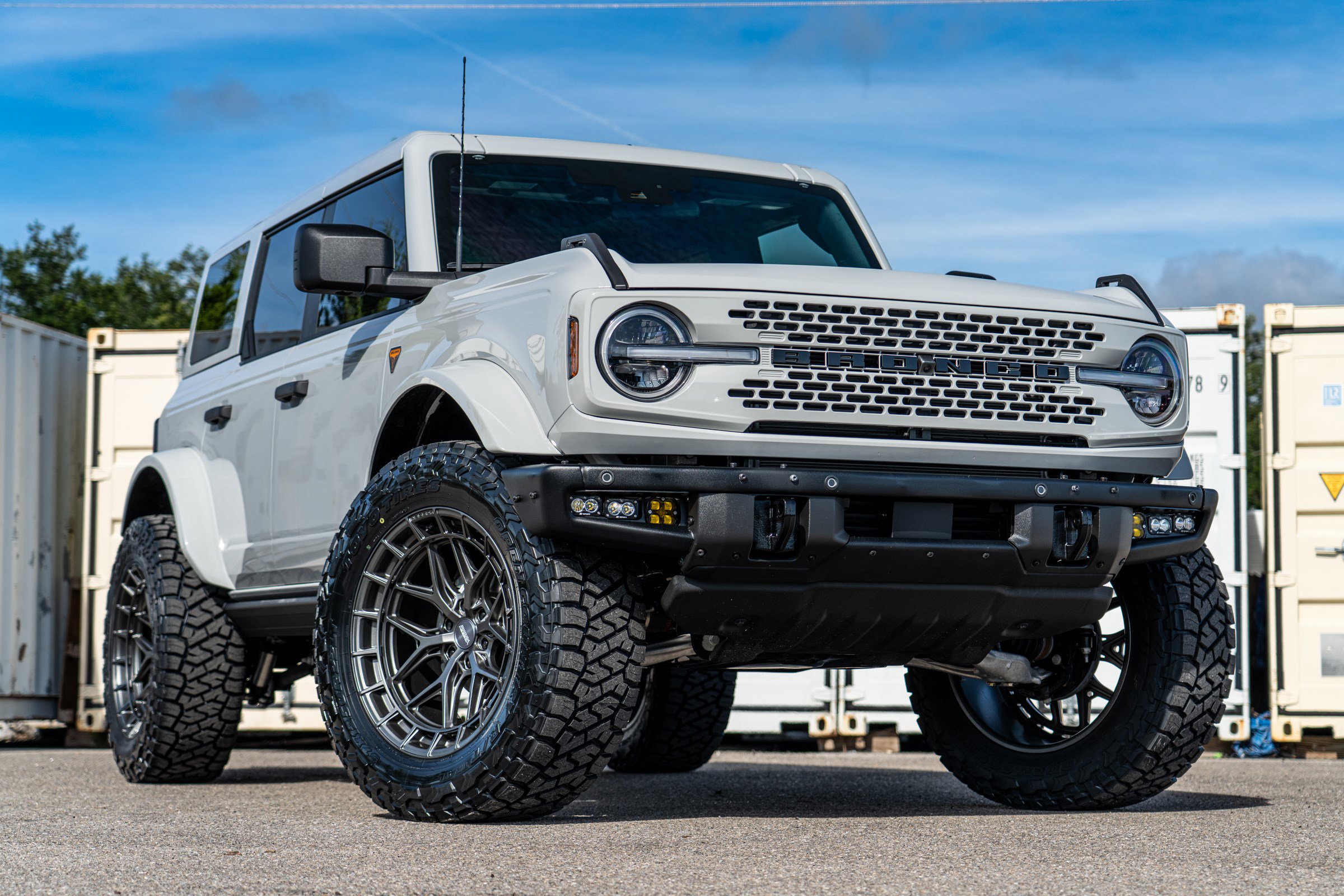 New 2026 Ford Bronco Badlands AWD/4WD image 1