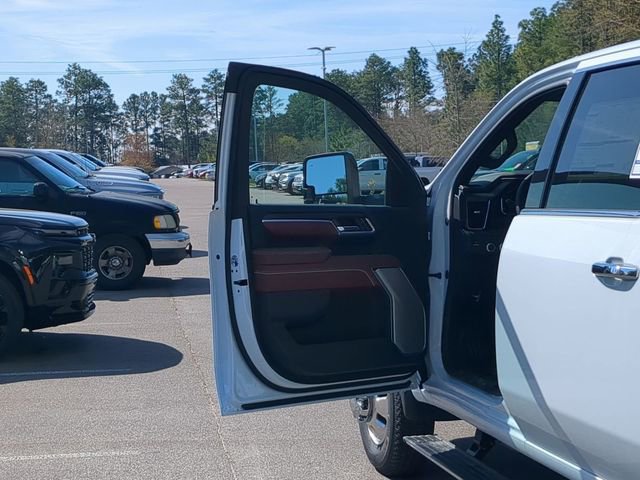 New 2026 GMC Sierra 3500 Denali Ultimate image 19