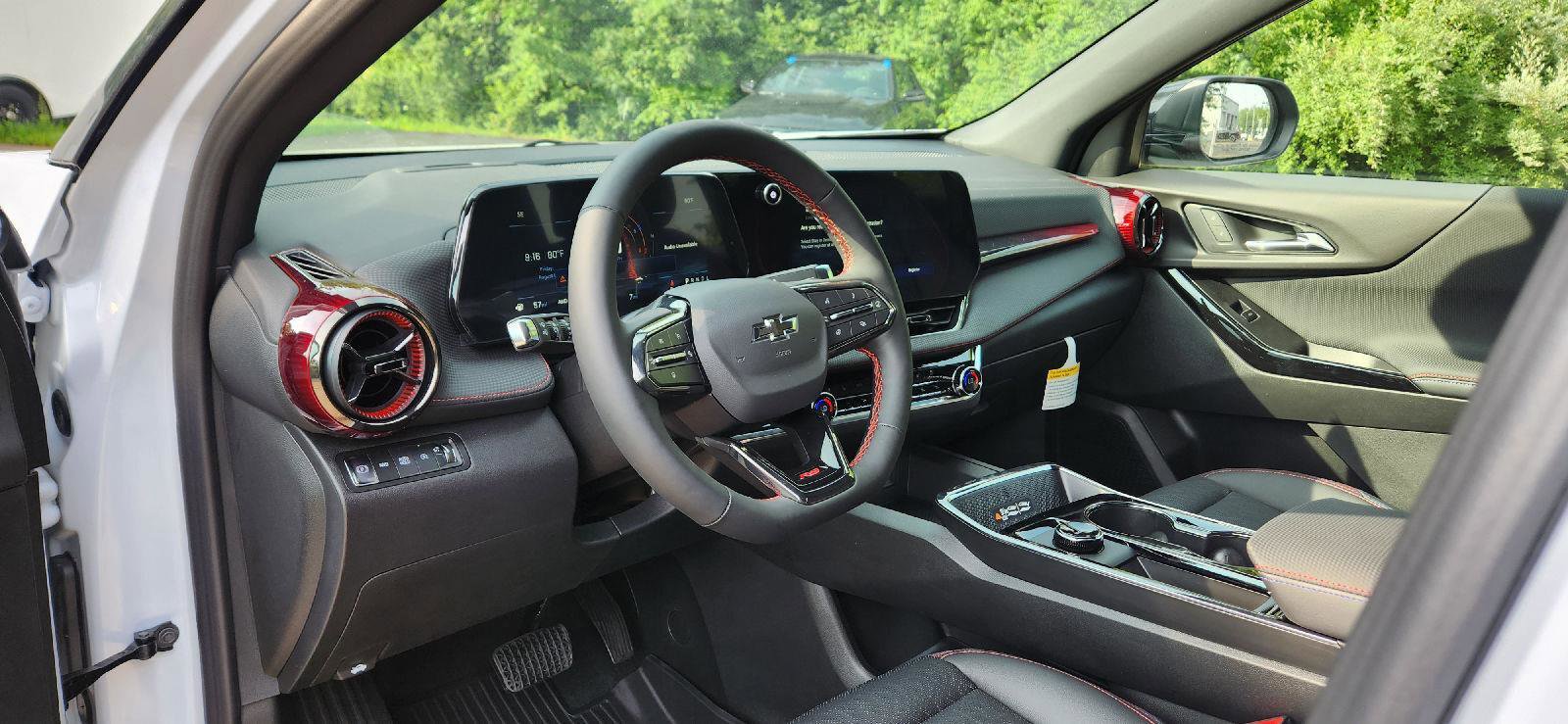 New 2026 Chevrolet Equinox RS w/ Convenience Package III image 13