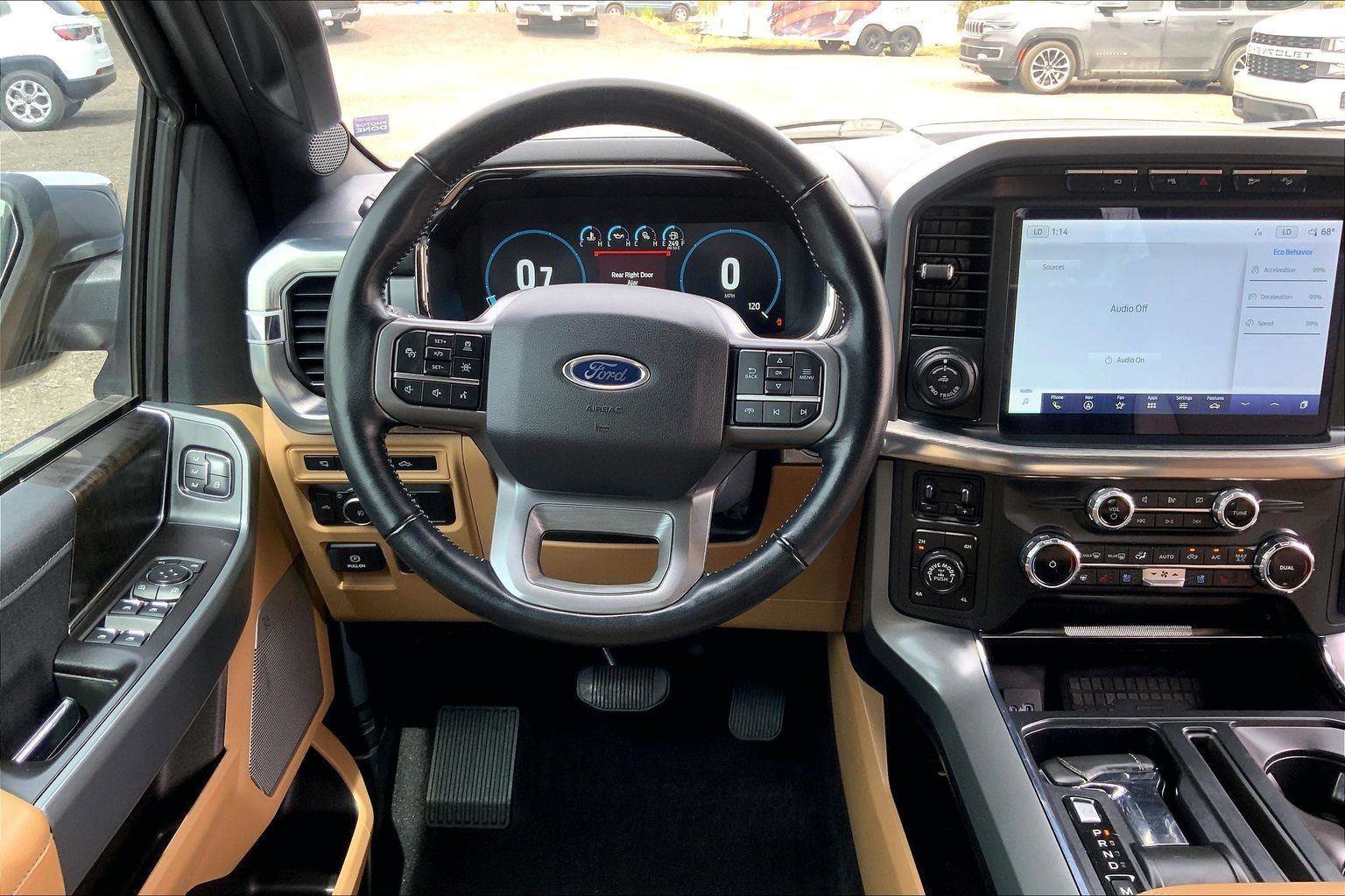 Used 2022 Ford F150 Lariat w/ Equipment Group 502A High image 5