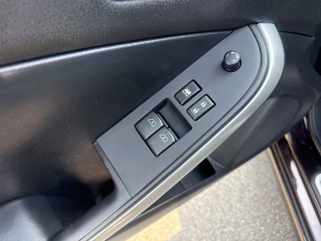 Used 2012 Nissan Altima 3.5 SR w/ 3.5SR Premium Pkg image 10