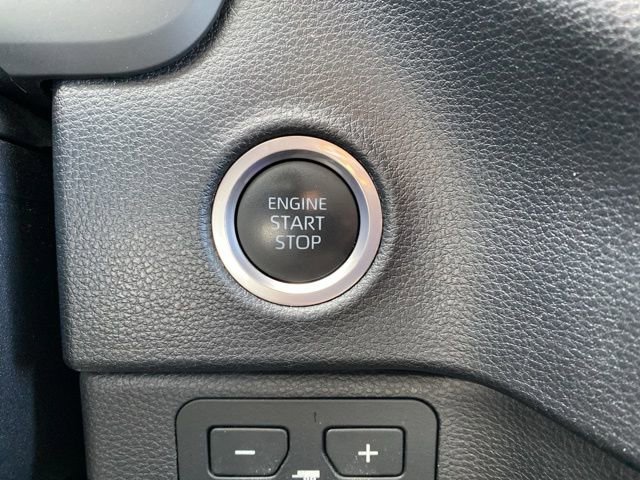 Used 2024 Toyota Tundra SR5 image 9