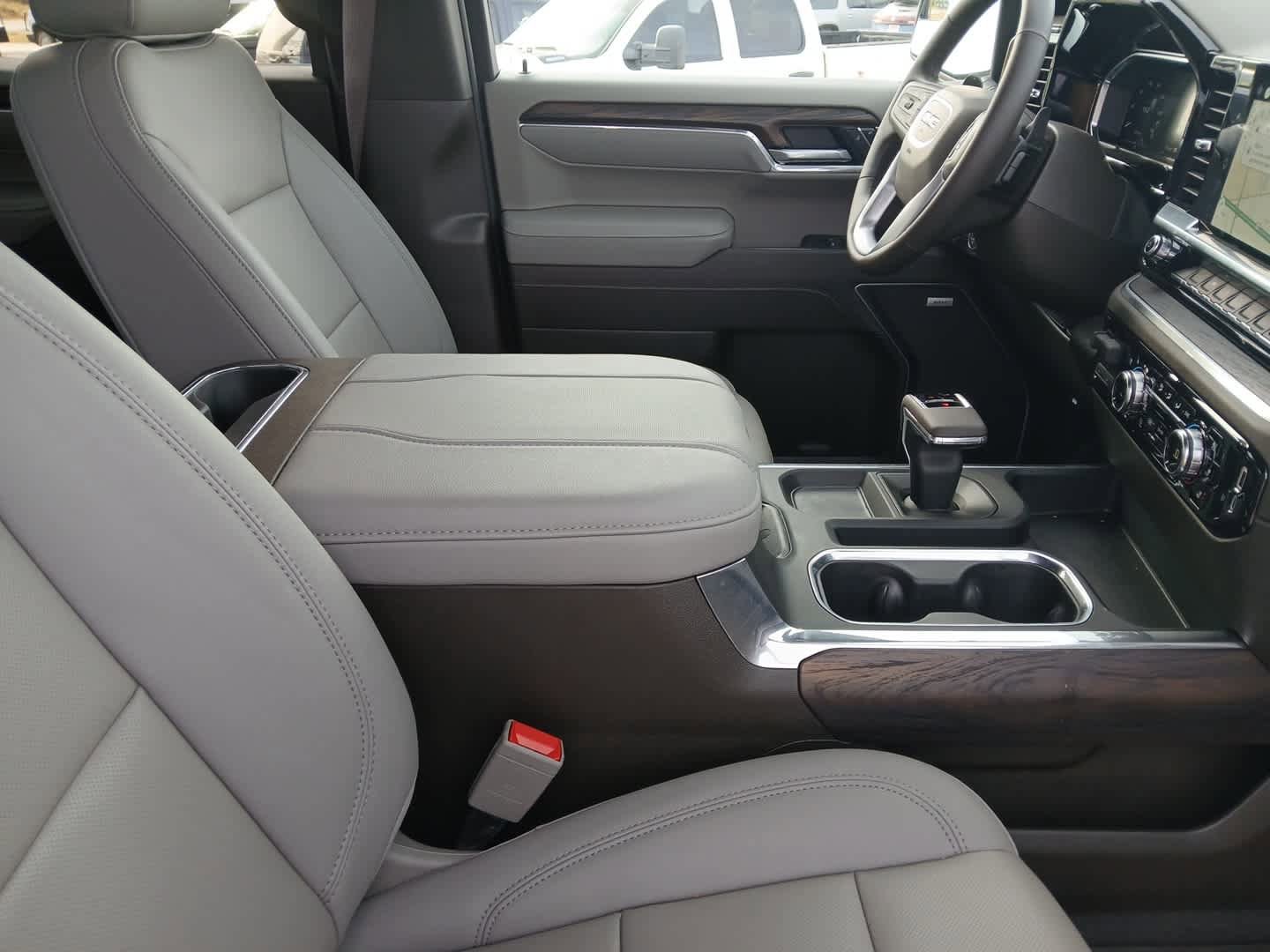 New 2026 GMC Sierra 1500 SLT w/ SLT Premium Package AWD/4WD image 51