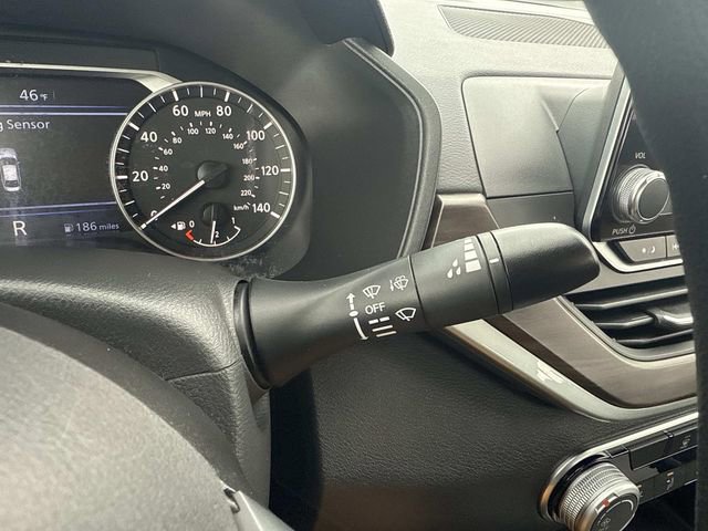 Used 2024 Nissan Altima 2.5 SV image 31