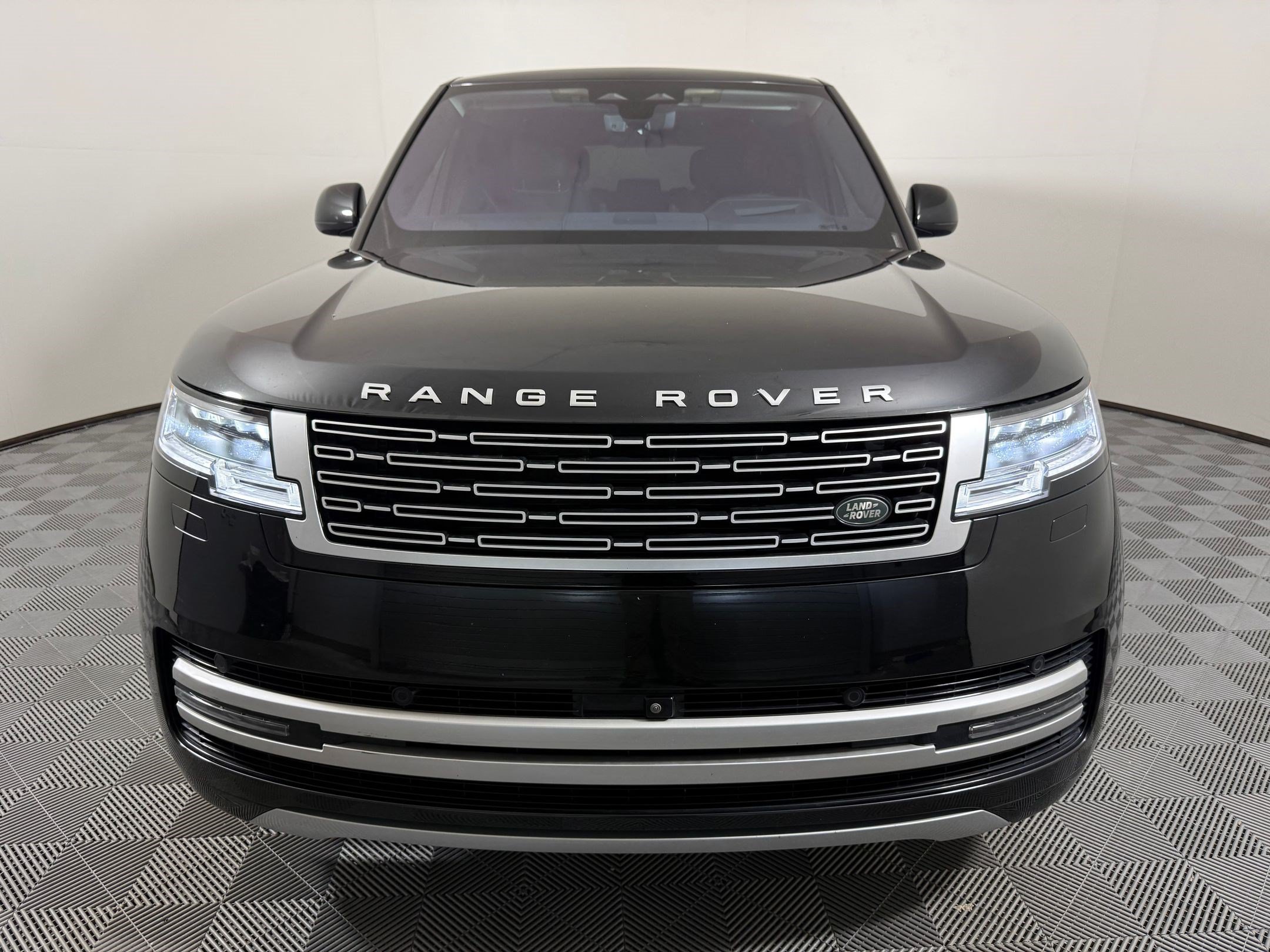 Used 2023 Land Rover Range Rover Long Wheelbase Autobiography AWD/4WD image 7