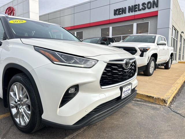Used 2020 Toyota Highlander Limited image 2