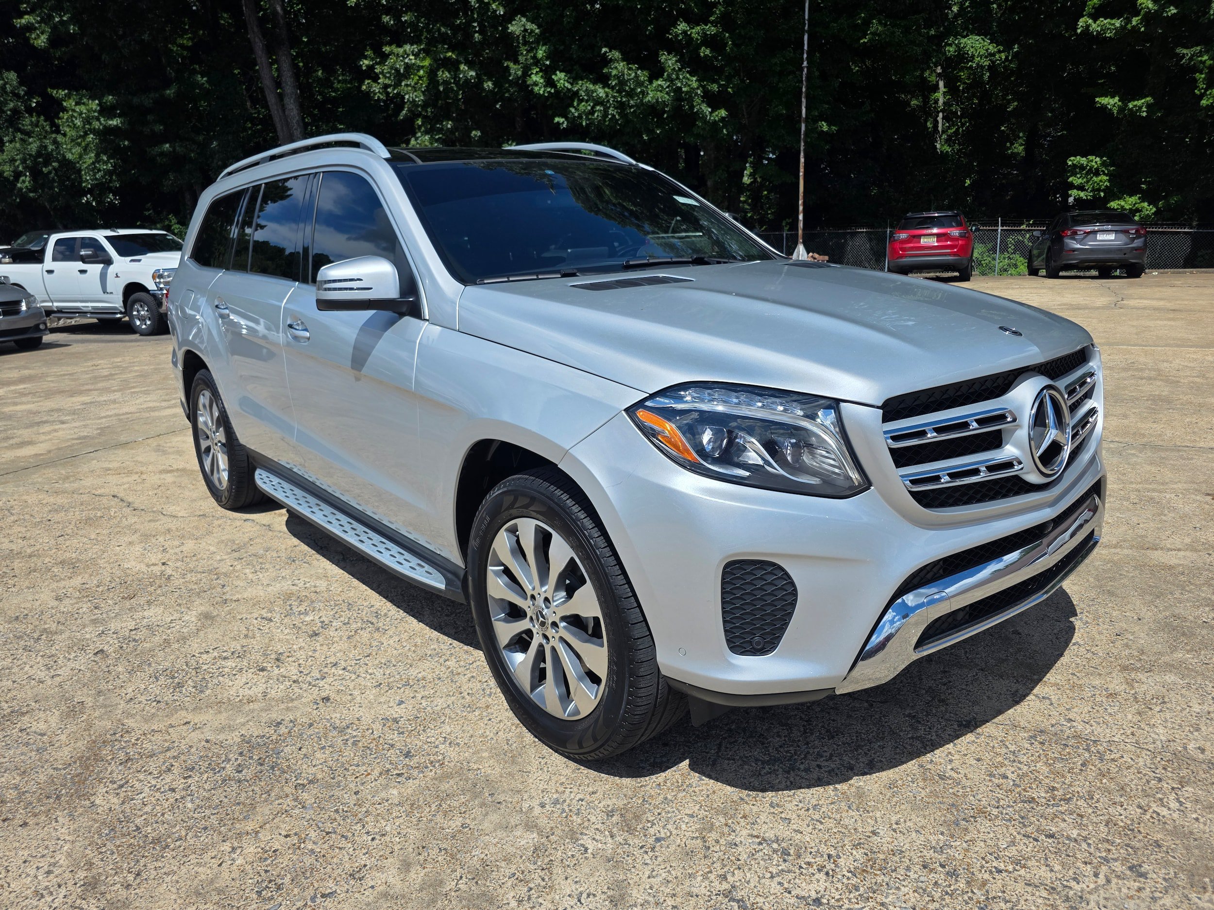 Used 2019 Mercedes-Benz GLS 450 4MATIC image 3