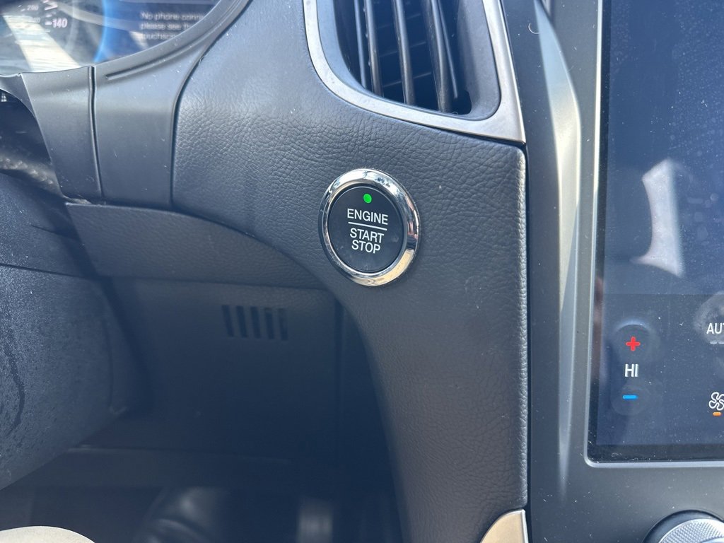 Used 2024 Ford Edge SE image 20