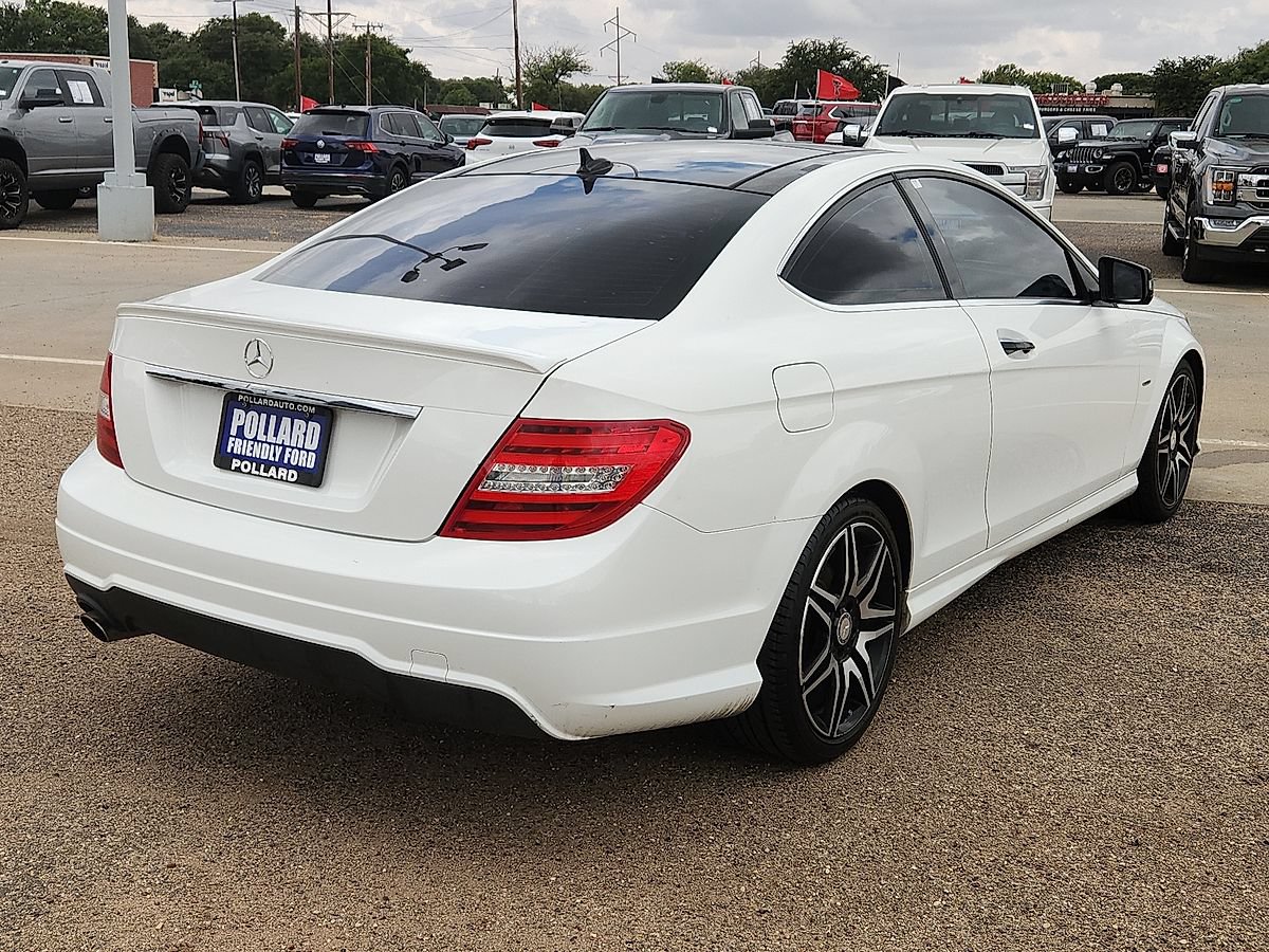 Used 2013 Mercedes-Benz C 250 Coupe image 3