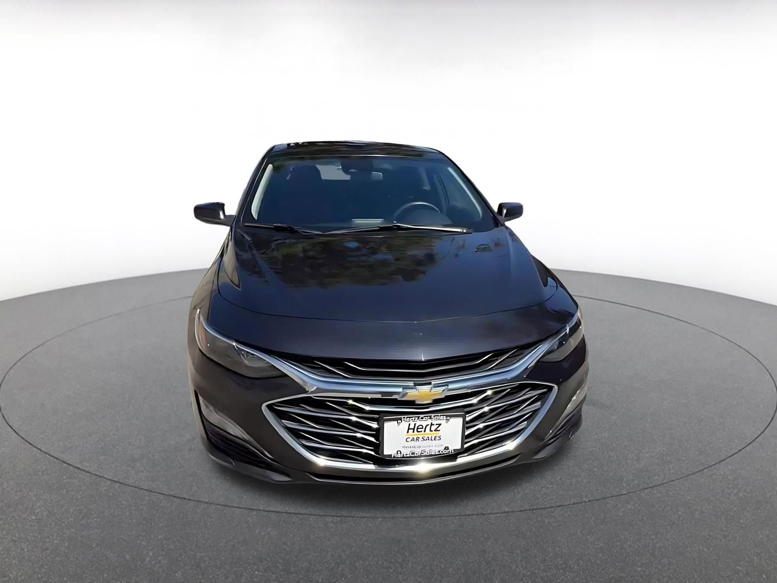 Used 2023 Chevrolet Malibu LT w/ Driver Confidence Package FWD image 3