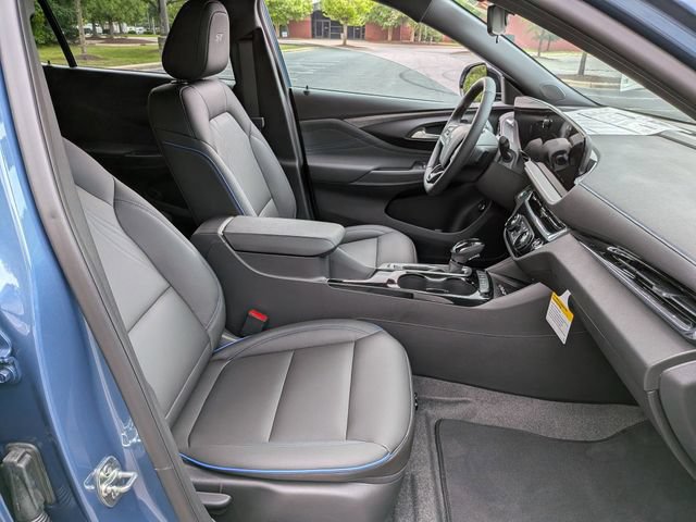 New 2026 Buick Envista Sport Touring w/ Convenience I Package FWD image 23