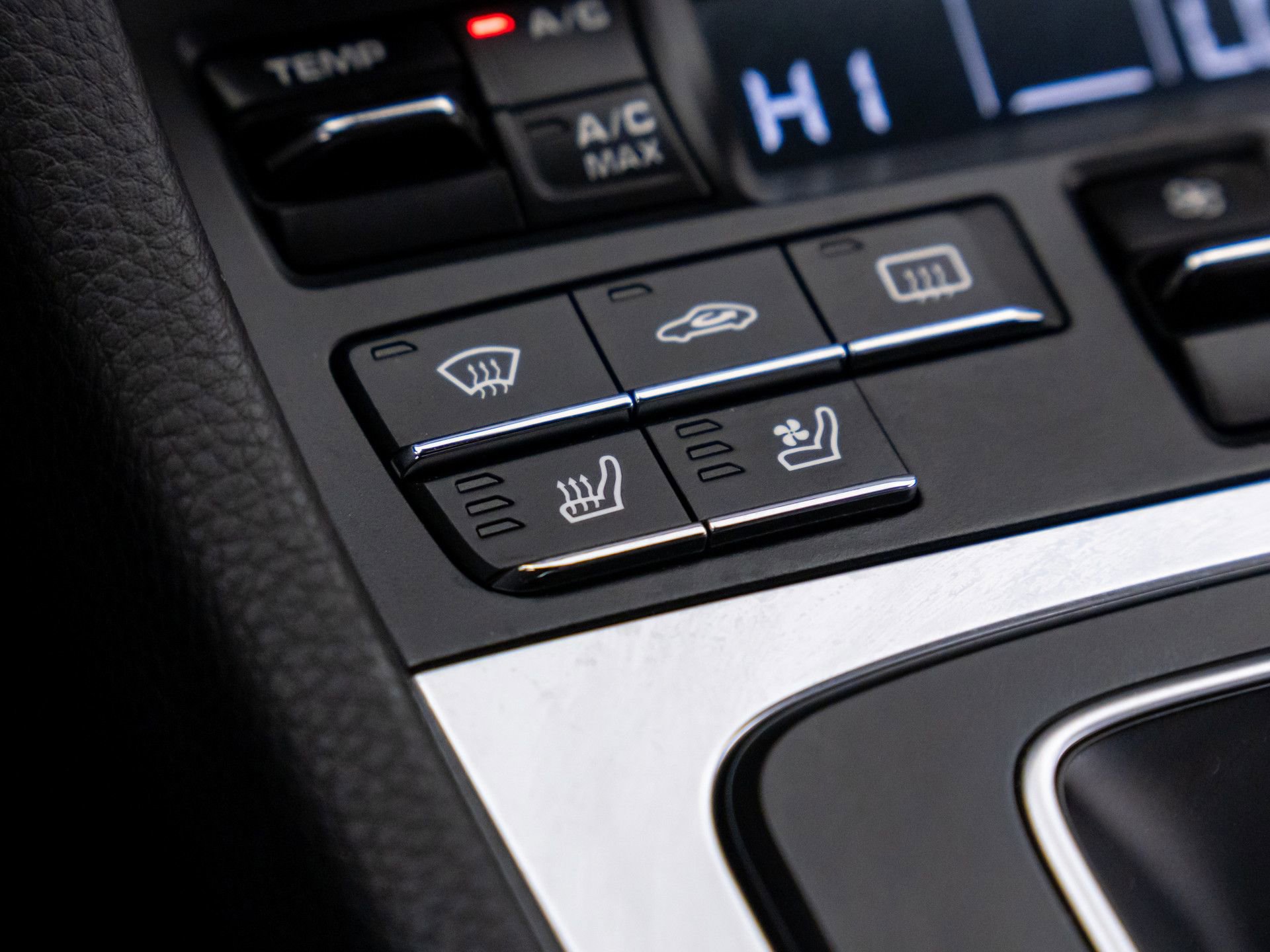 Used 2017 Porsche 718 Boxster image 25