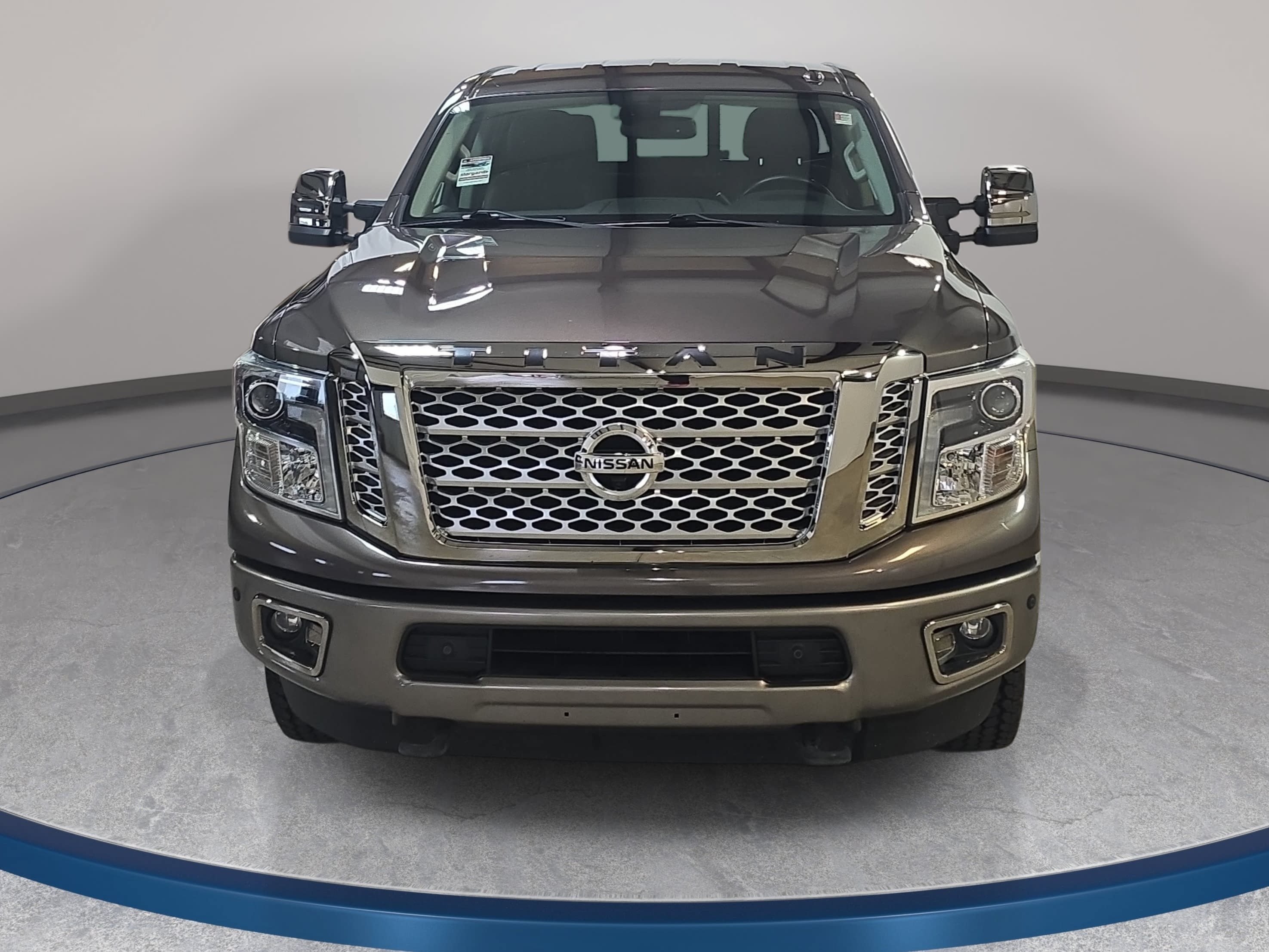 Used 2017 Nissan Titan Platinum Reserve AWD/4WD image 3