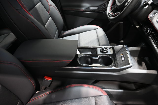 New 2027 Chevrolet Equinox RS FWD image 20