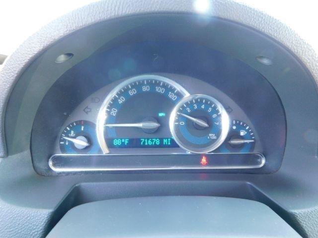 Used 2009 Chevrolet HHR LS image 16