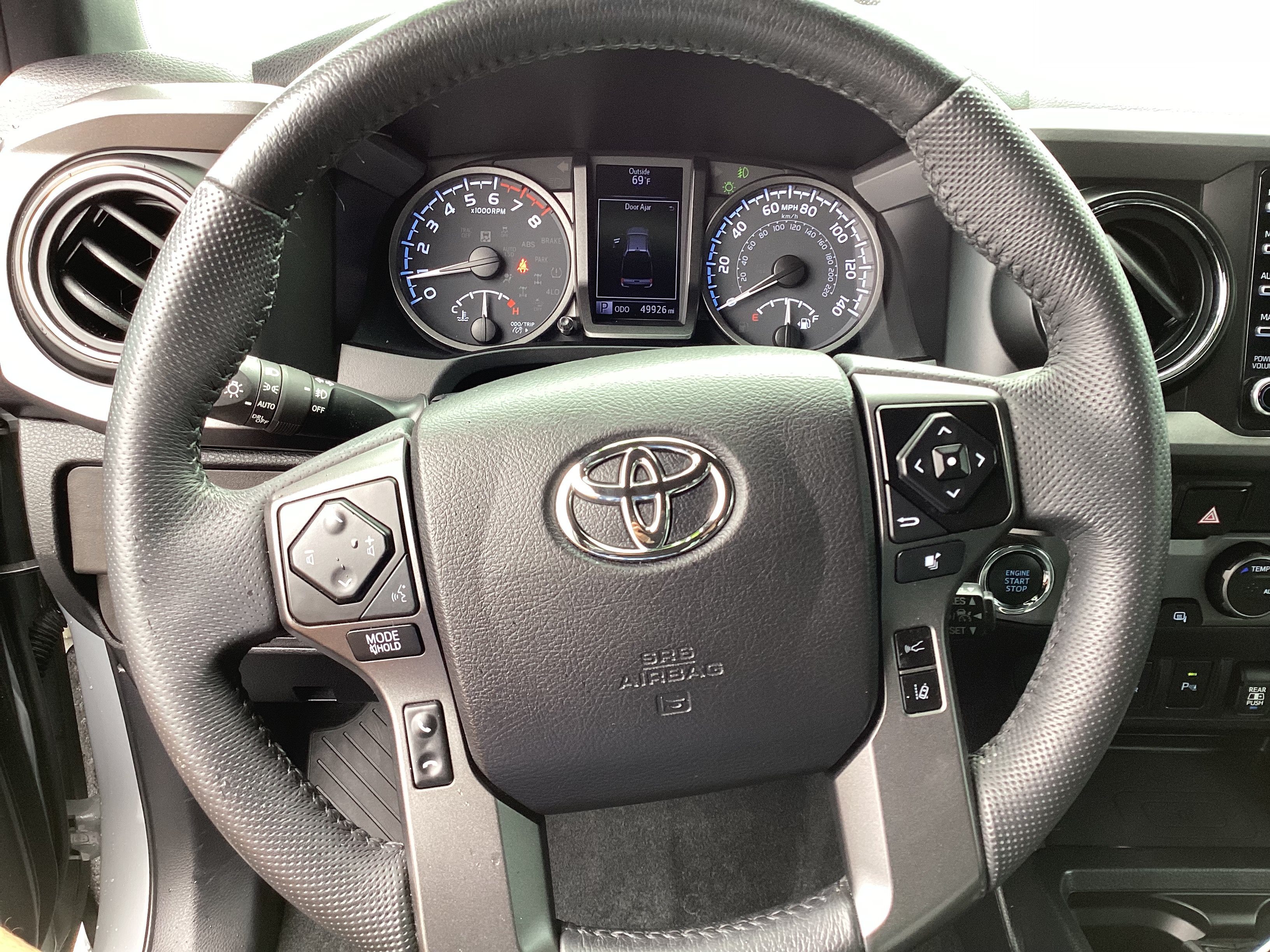 Certified 2021 Toyota Tacoma TRD Sport w/ Technology Package AWD/4WD image 5