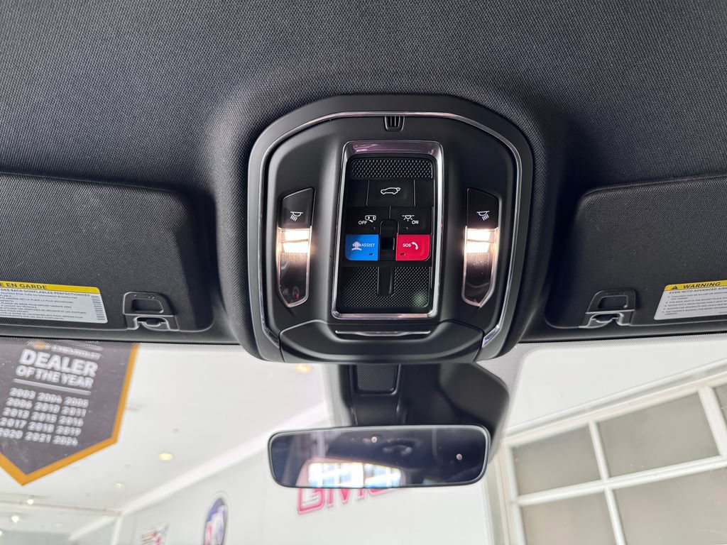 Used 2025 Jeep Grand Cherokee L Laredo AWD/4WD image 28
